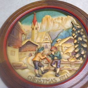 Vintage wood carving by Anri from Christmas 1971